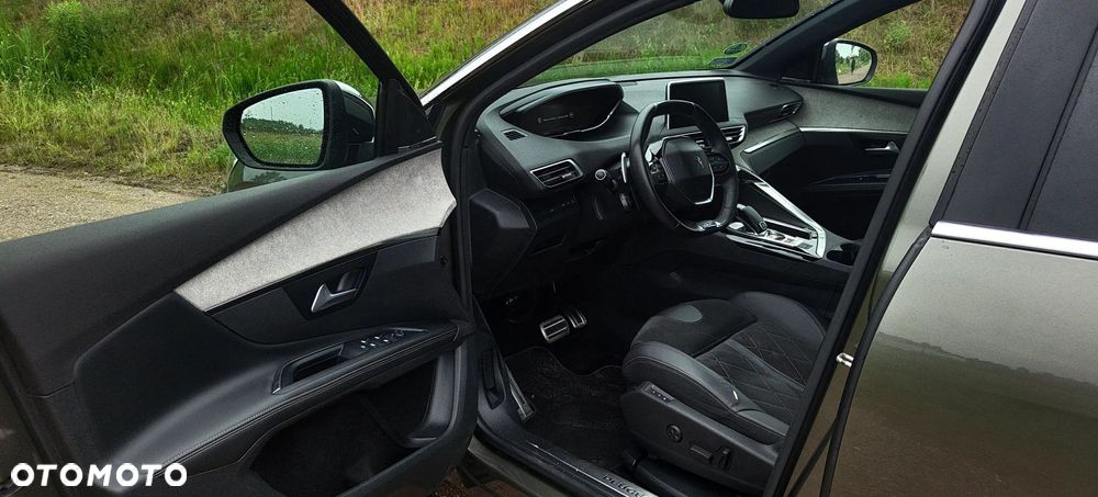 Peugeot 5008 2.0 BlueHDI GT S&S EAT8 - 17