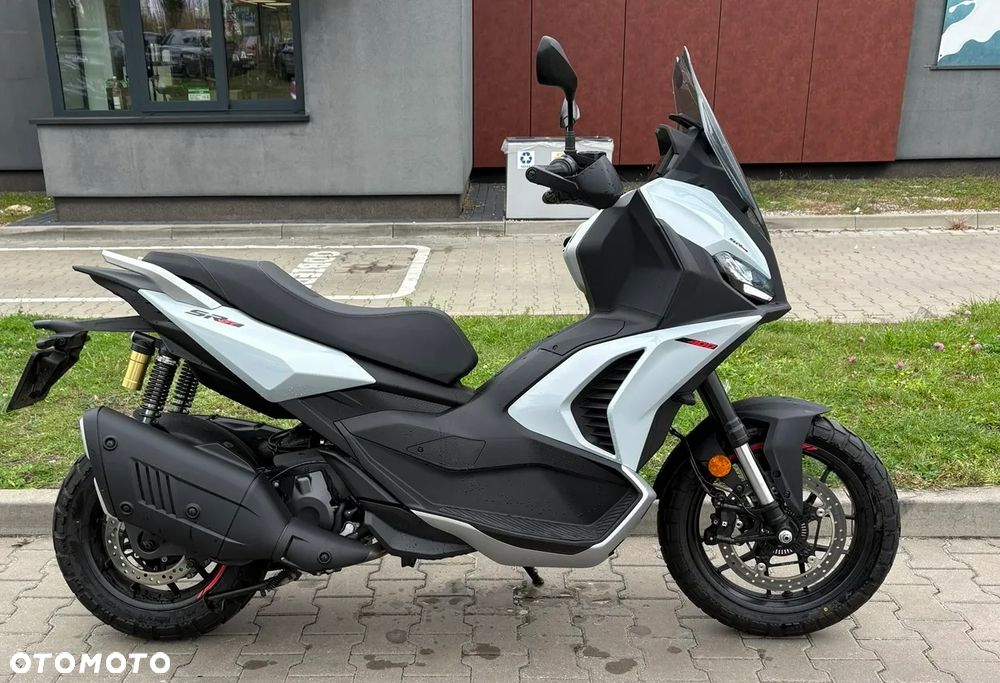 Aprilia SR