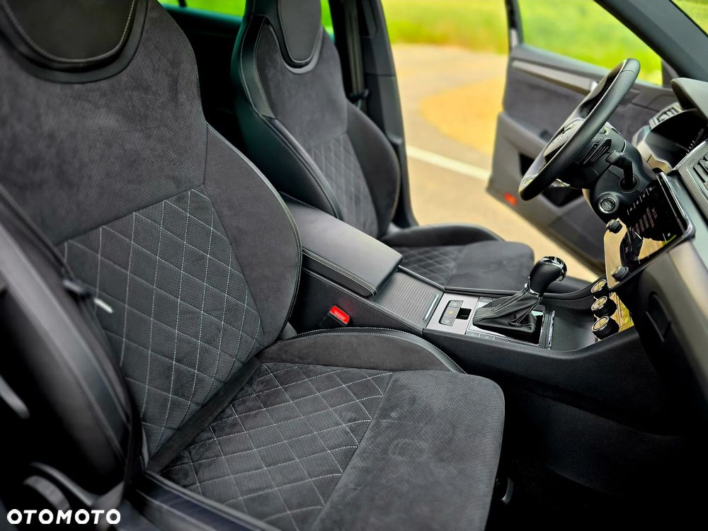 Skoda Superb 2.0 TSI Sportline DSG - 29