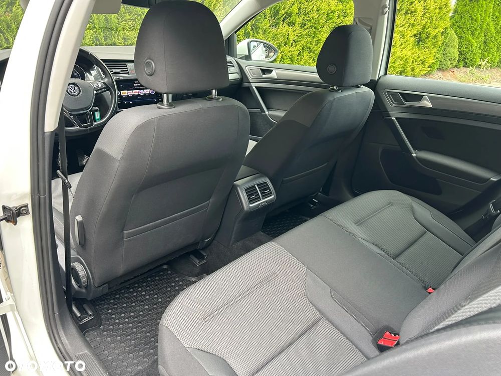 Volkswagen Golf 1.6 TDI BMT Comfortline - 20