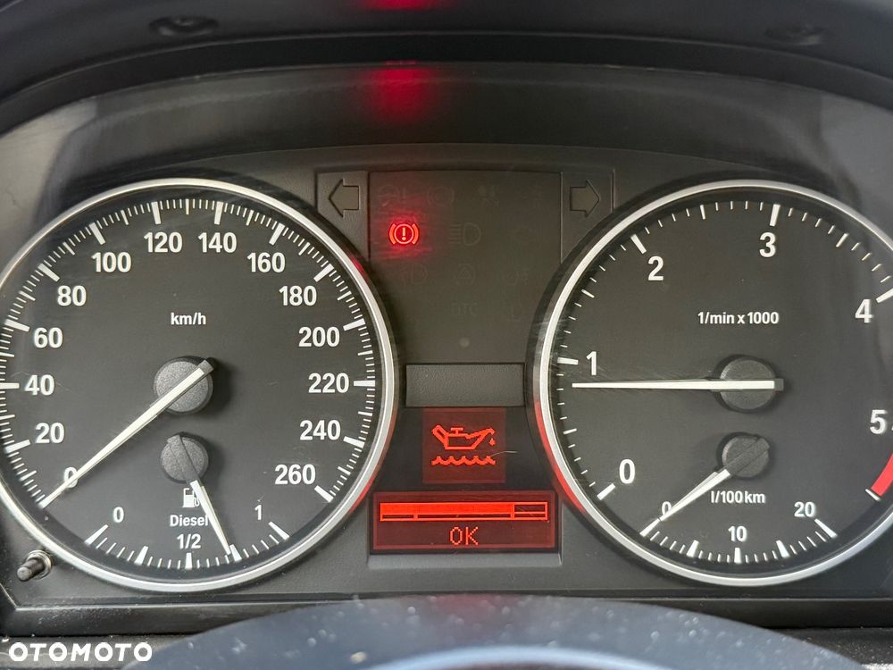 BMW Seria 3 318d - 33