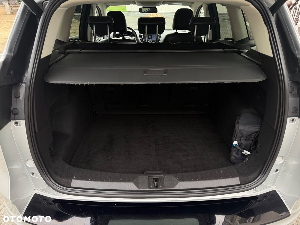 Ford Kuga 1.5 EcoBoost 2x4 Titanium - 22