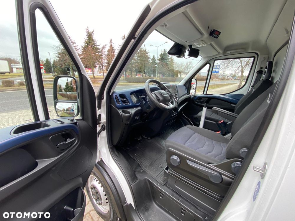 Iveco DAILY 35-140 HI-MATIC KONTENER CHŁODNIA MROŹNIA NISKI PRZEBIEG - 34