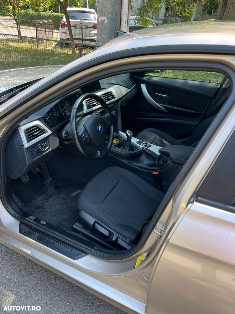 BMW Seria 3 316d - 3