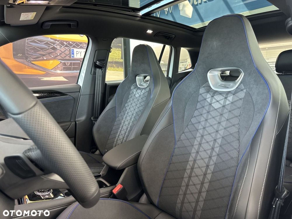 Volkswagen Tiguan - 12