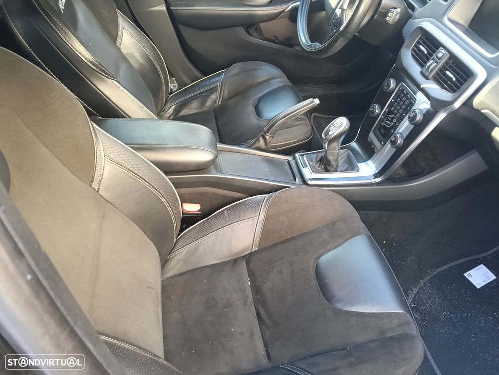 Volvo V40 1.6 D2 R-Design - 10