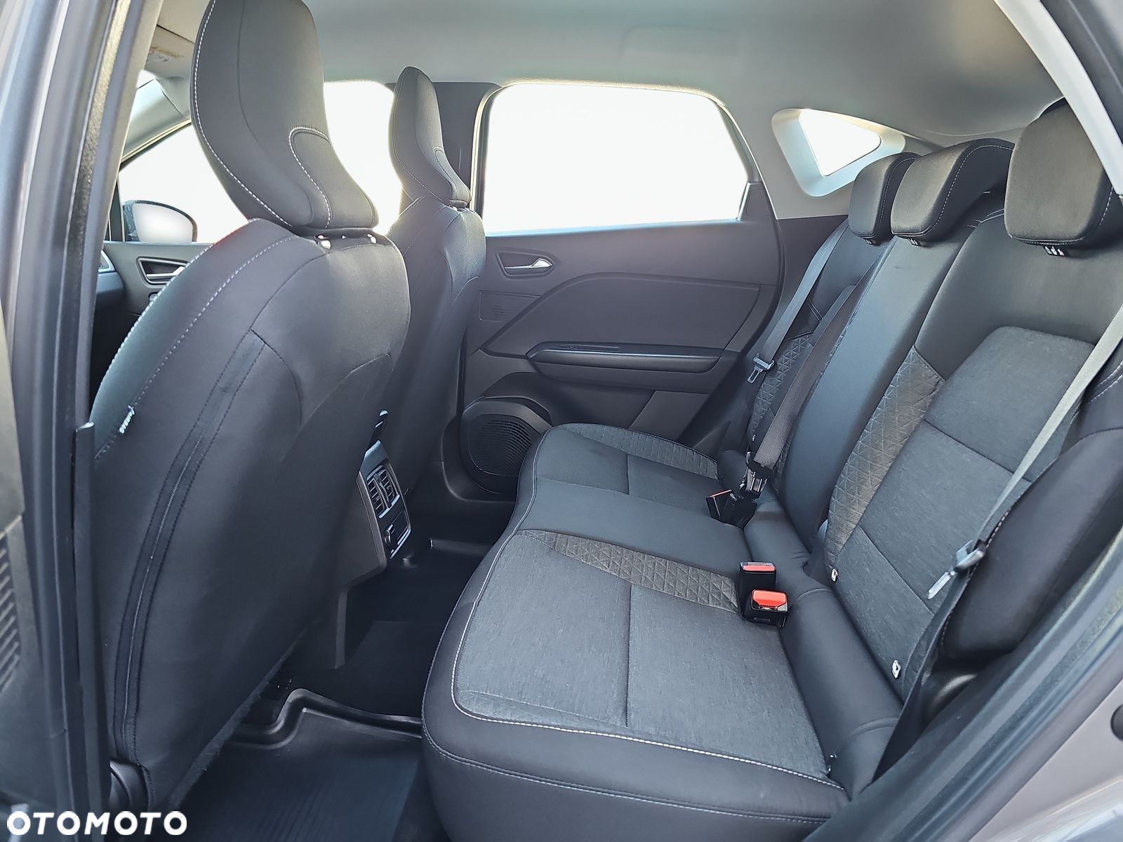 Renault Captur 1.0 TCe Zen - 18