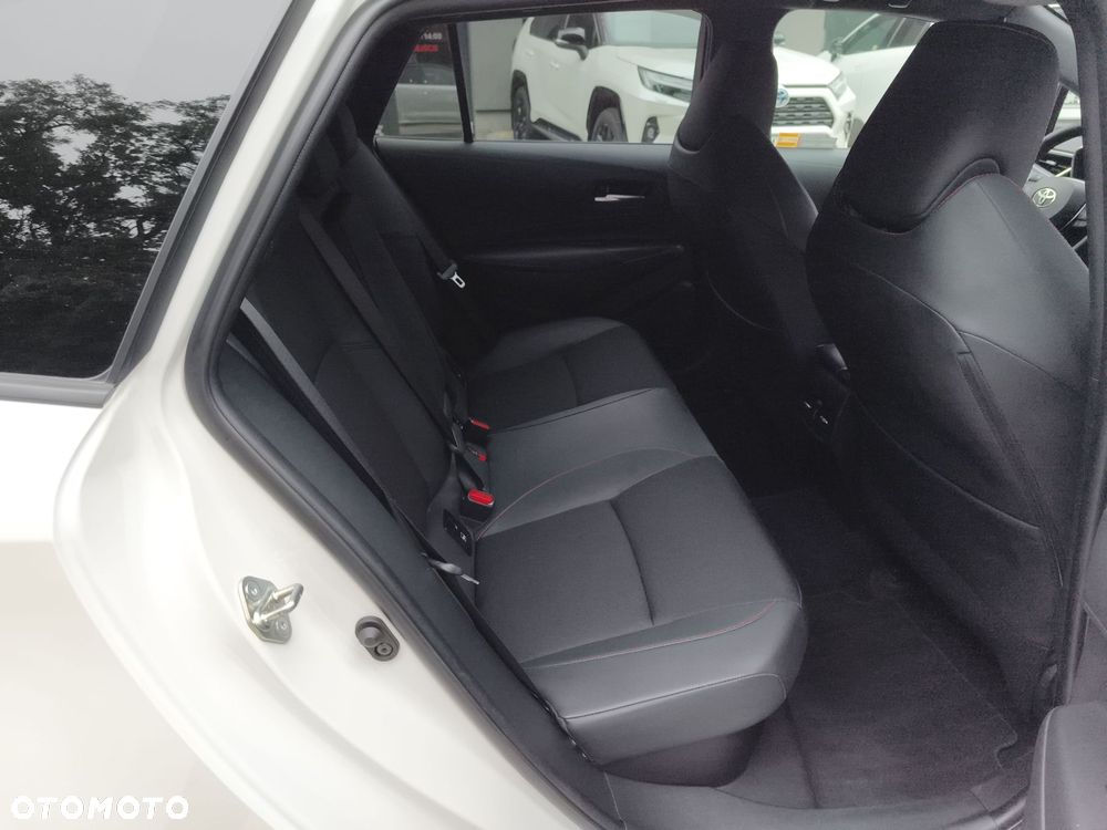 Toyota Corolla - 11