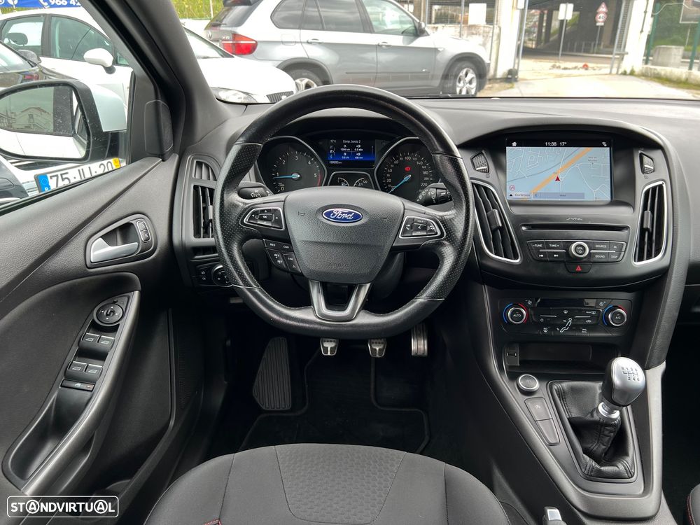 Ford Focus SW 1.5 TDCi ST-Line - 17