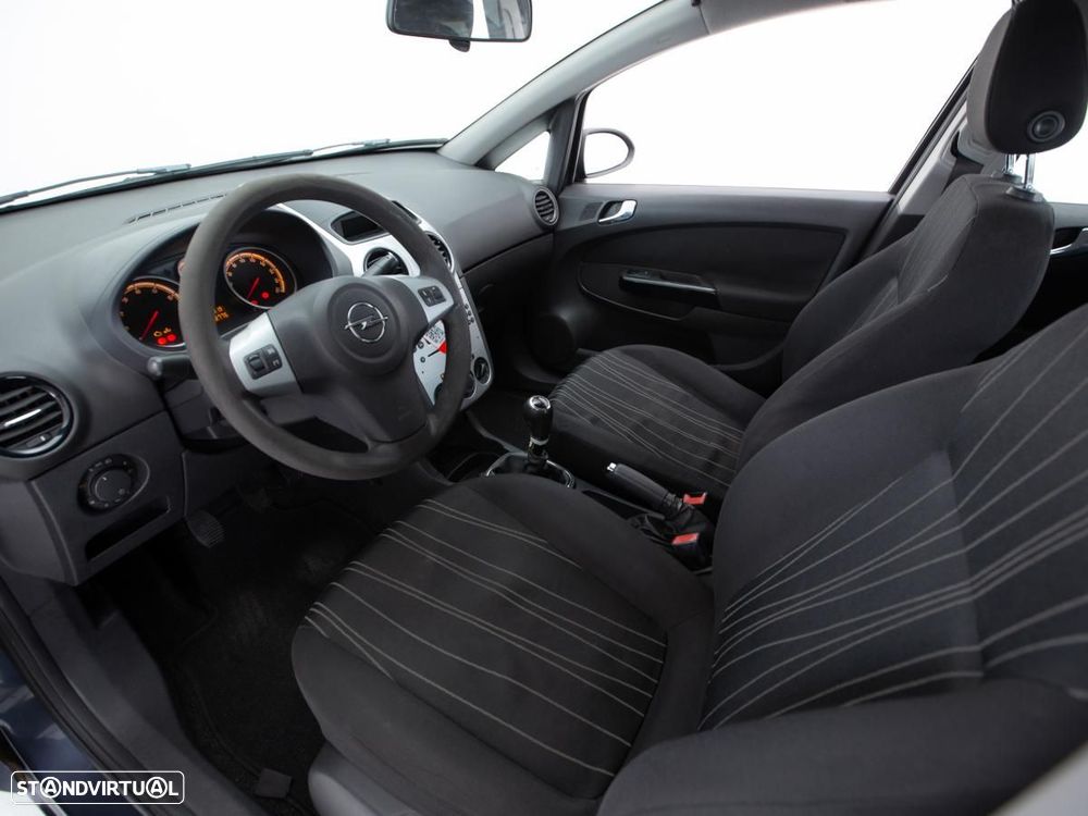 Opel Corsa — fotografia 6