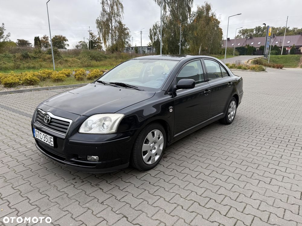 Toyota Avensis 2.0 D-4D - 1