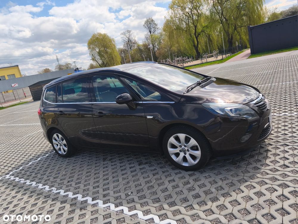 Opel Zafira - 15