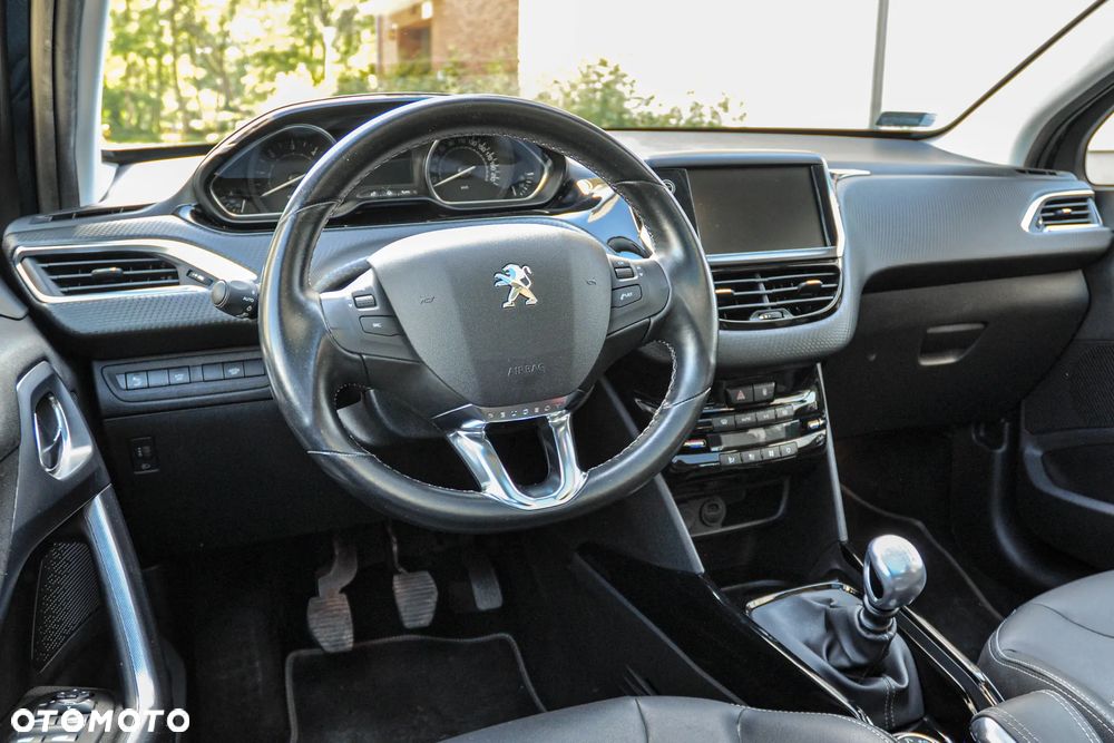 Peugeot 2008 - 9