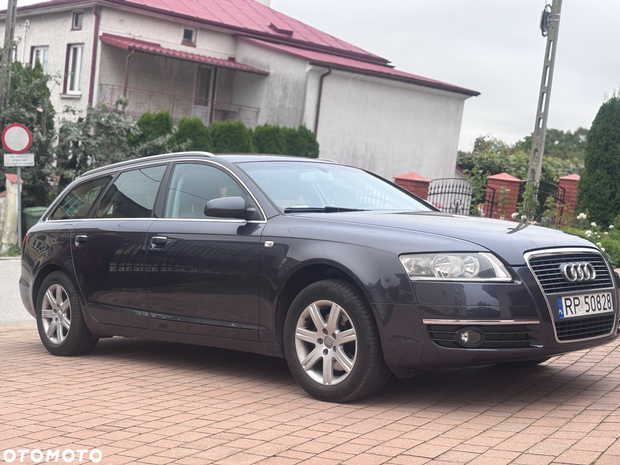 Audi A6 - 6