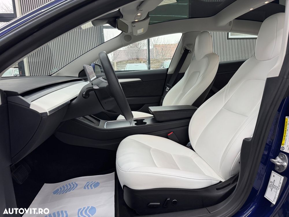 Tesla Model 3 Langstreckenbatterie Allradantrieb Dual Motor - 22