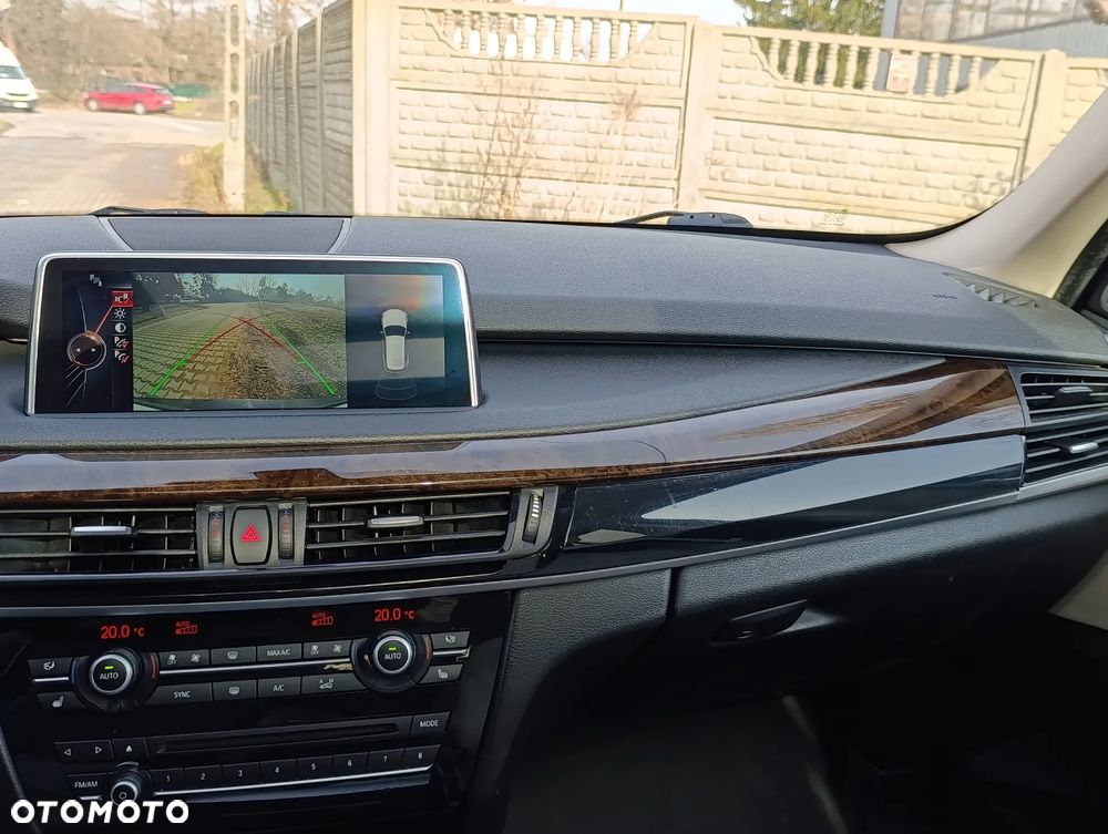 BMW X5 xDrive35i Edition Exclusive - 8