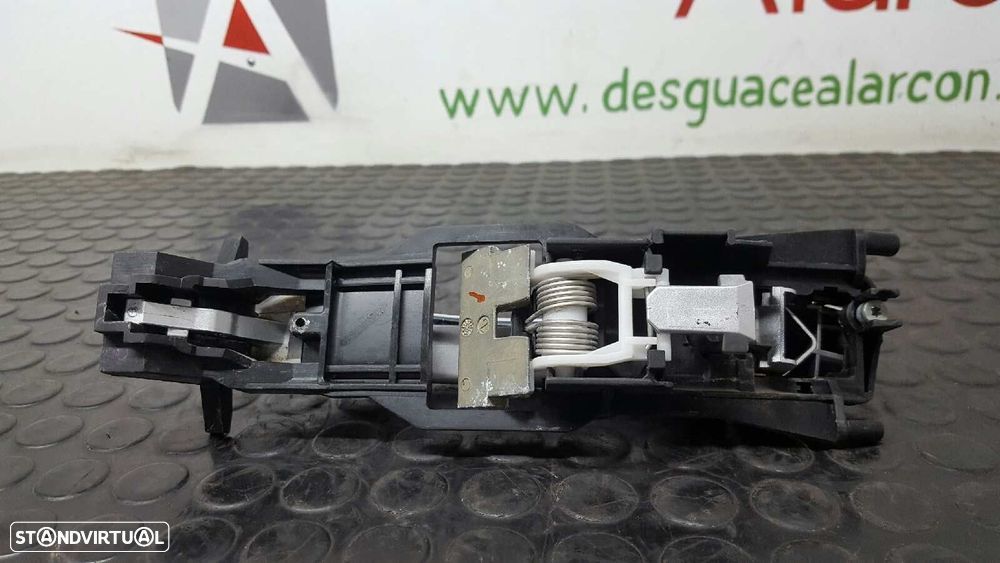 PUXADOR EXTERIOR FRENTE DIREITO MERCEDES CLASE C (W203) BERLINA 220 CDI (203.006... - 2