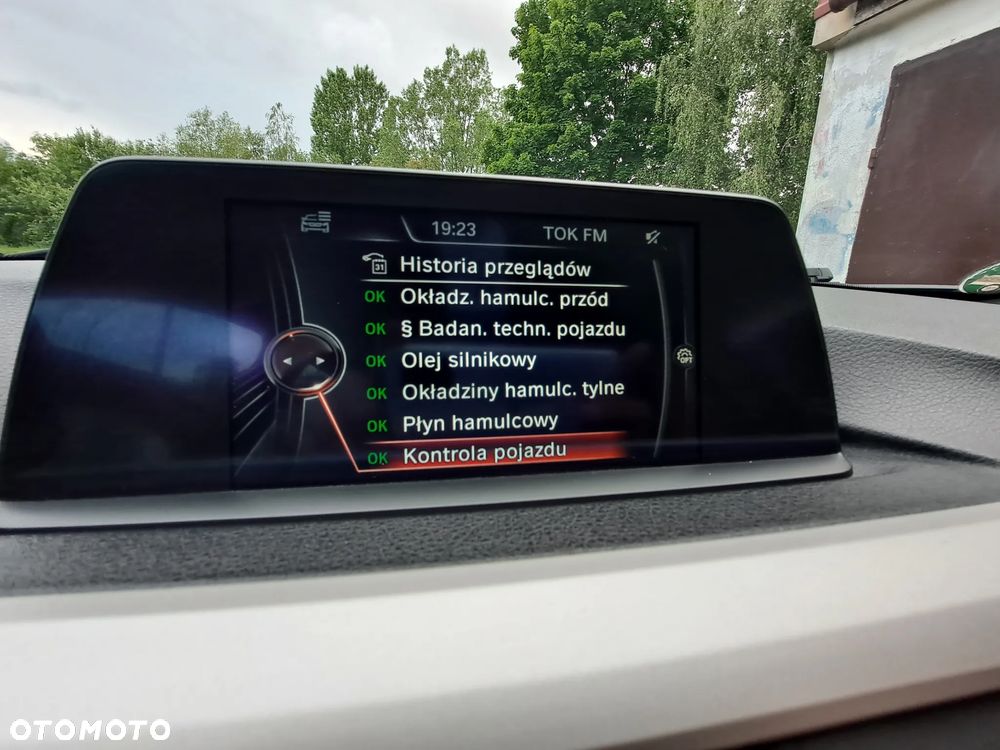 BMW Seria 3 320d Touring Sport Line - 35