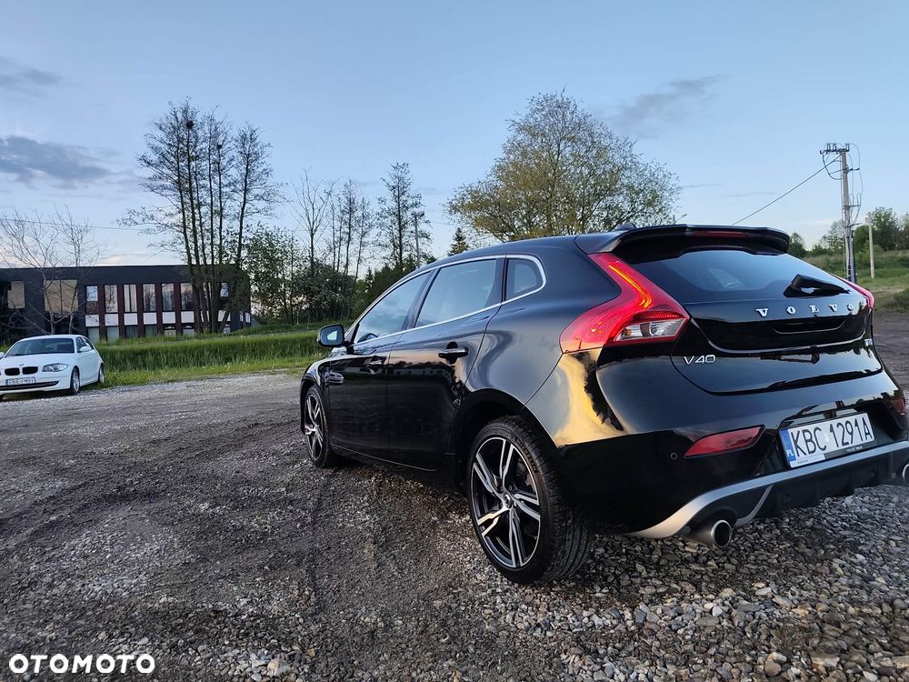 Volvo V40 T3 Geartronic RDesign - 4
