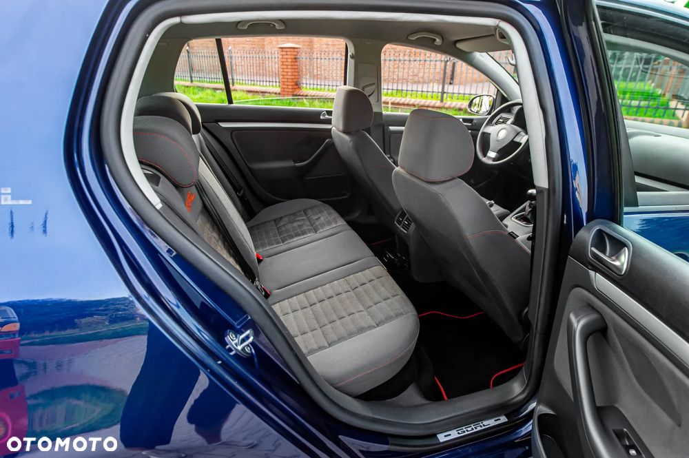Volkswagen Golf 1.6 Goal - 24