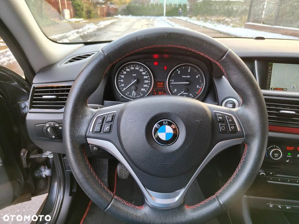 BMW X1 sDrive16d Sport Line - 33