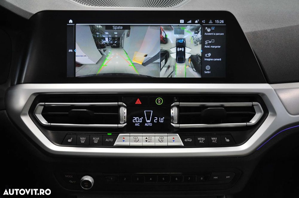 BMW Seria 3 330e Aut. M Sport - 30