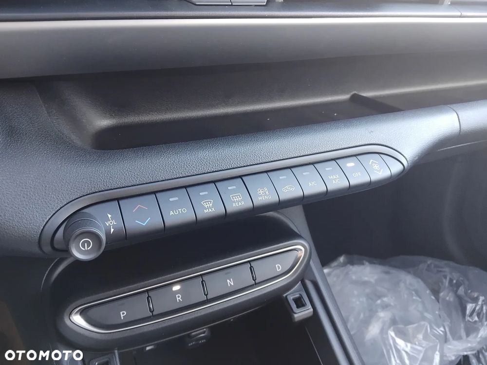 Jeep Avenger 1.2 T3 mHEV Black Edition FWD eDCT6 - 21