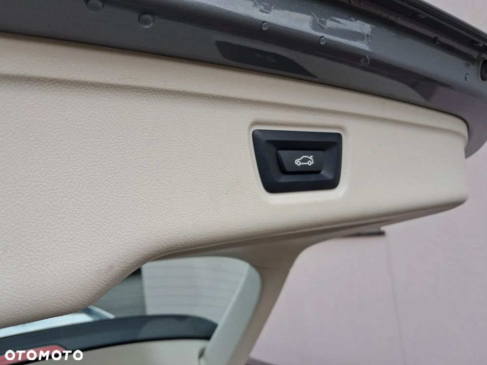 BMW Seria 3 318i Business Edition - 17