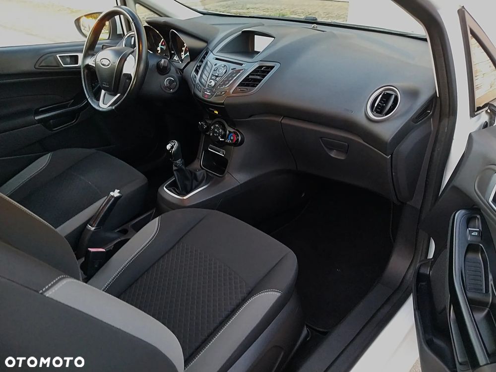 Ford Fiesta 1.5 TDCi ST&St Trend - 20