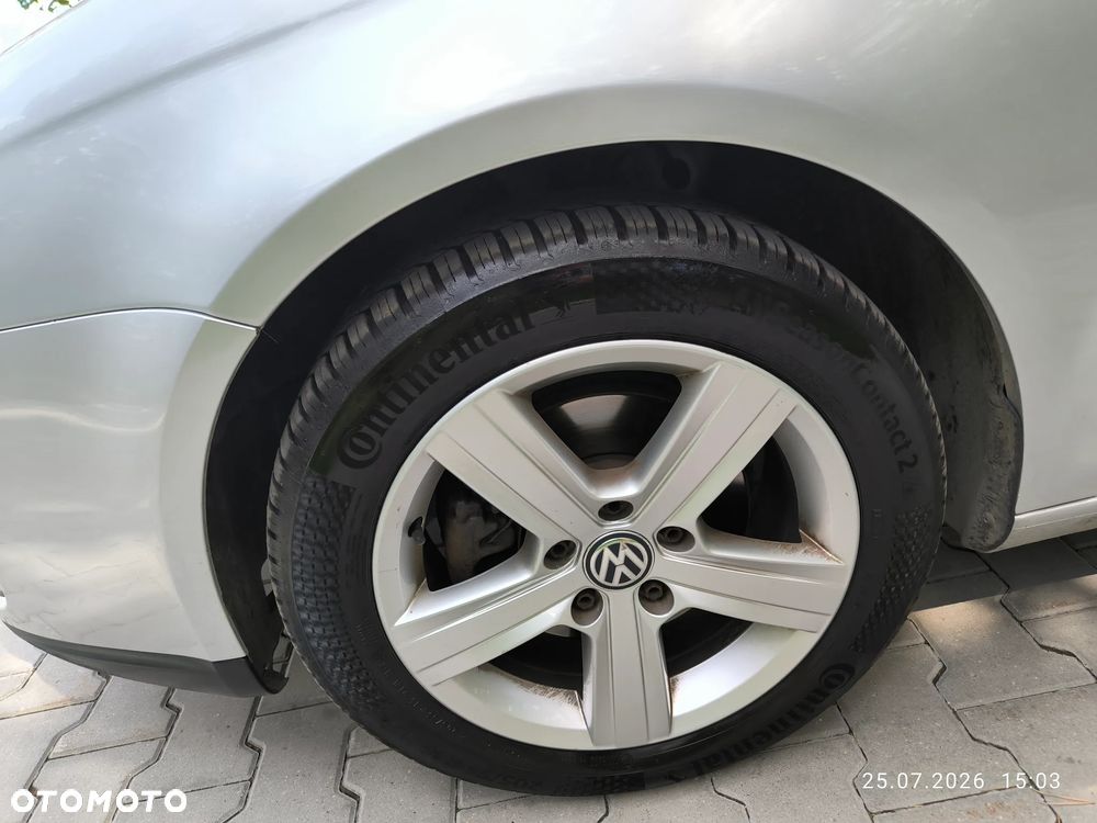 Volkswagen Golf 2.0 TDI Comfortline - 14