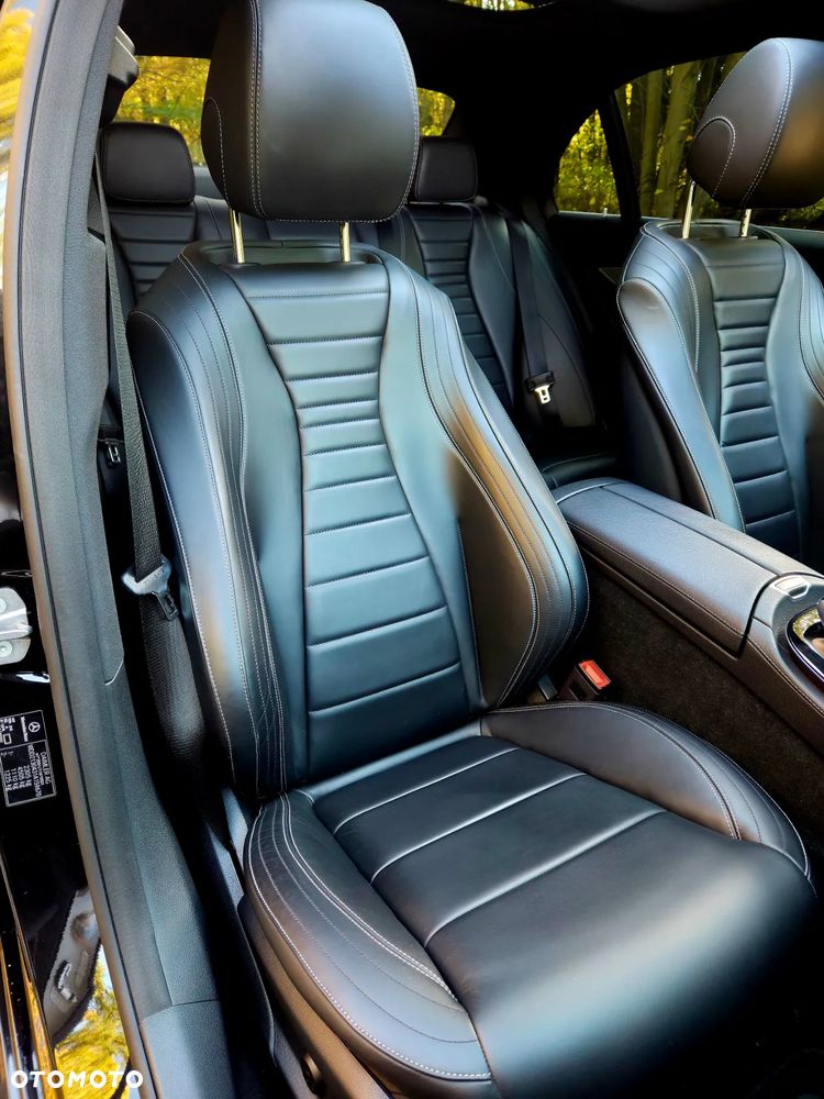 Mercedes-Benz Klasa E 200 4-Matic 9G-TRONIC - 24