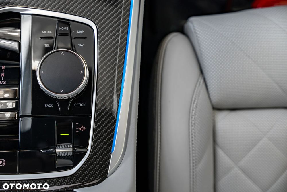 BMW X5 xDrive40d - 26