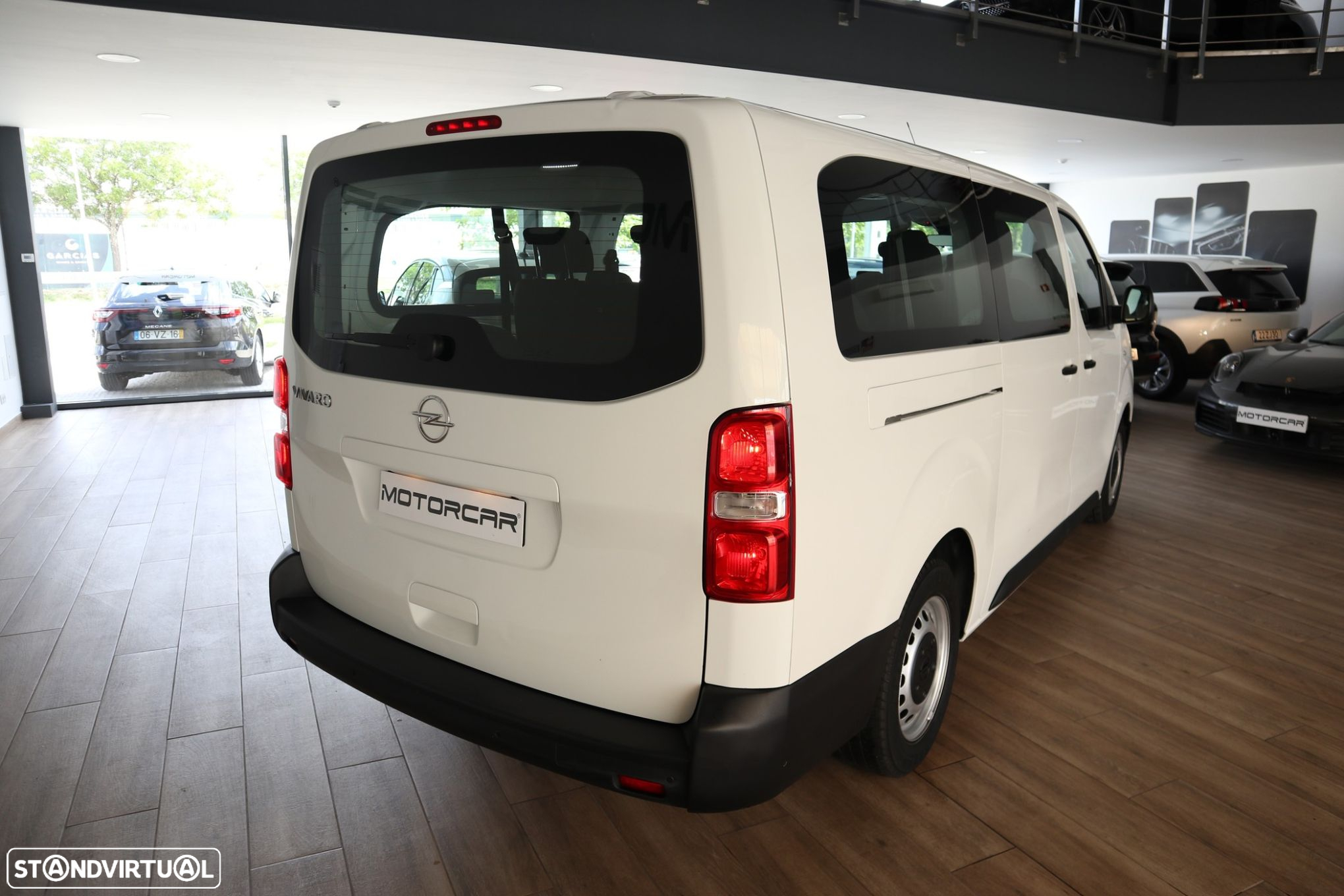 Opel Vivaro 1.5 CDTi L3H1 Essentia - 7