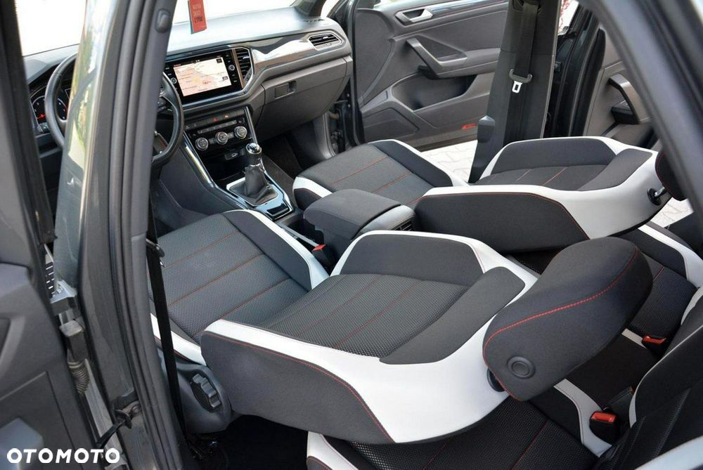 Volkswagen T-Roc 1.5 TSI Style - 25