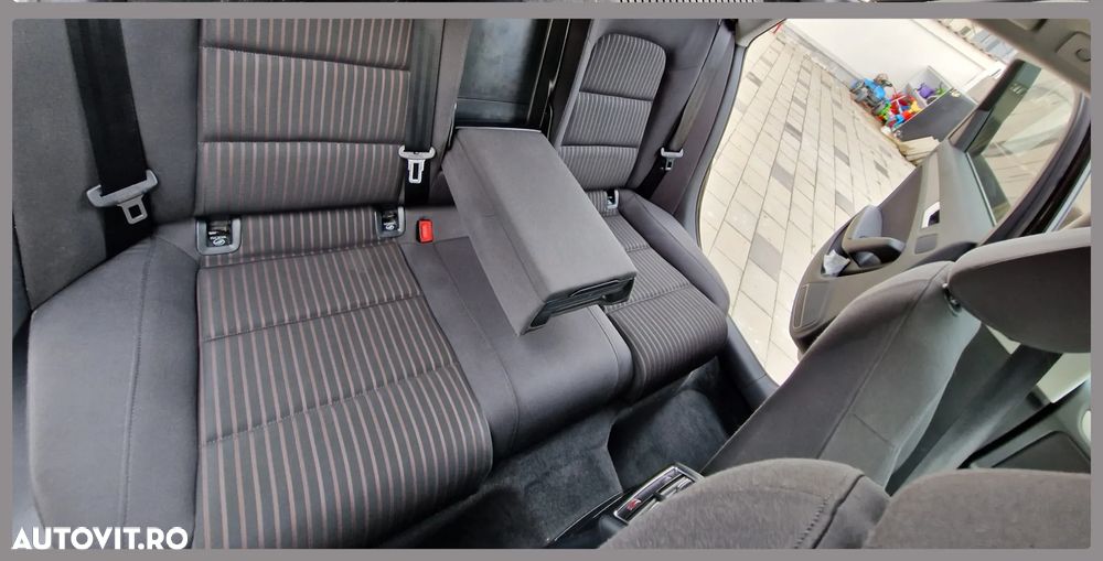 Audi A4 2.0 TDI DPF multitronic Ambiente - 7