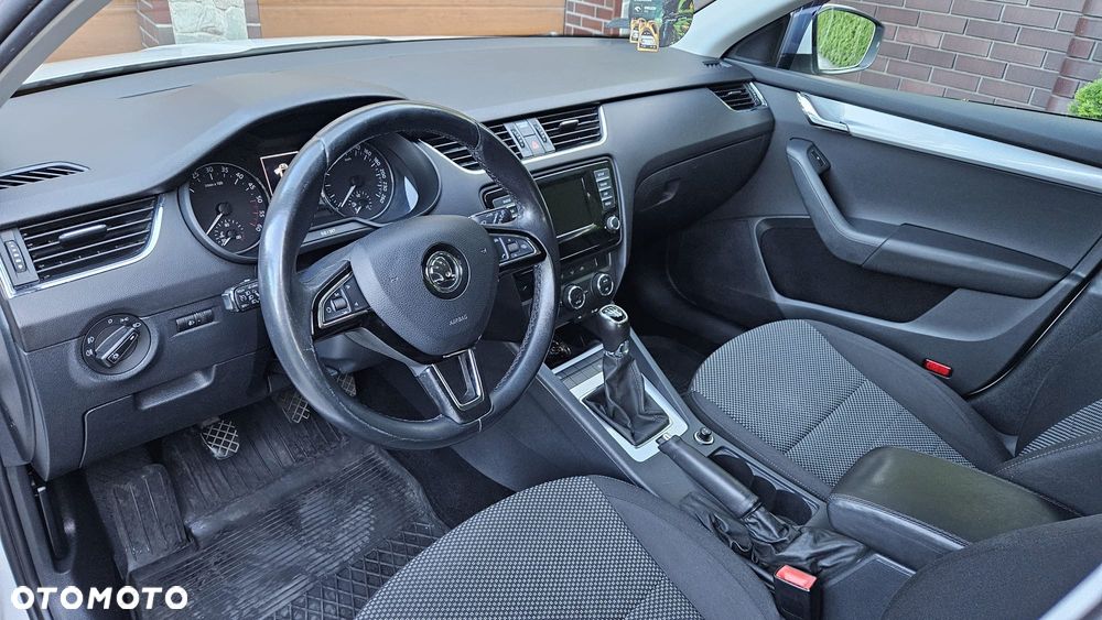 Skoda Octavia 1.6 TDI Ambition - 11