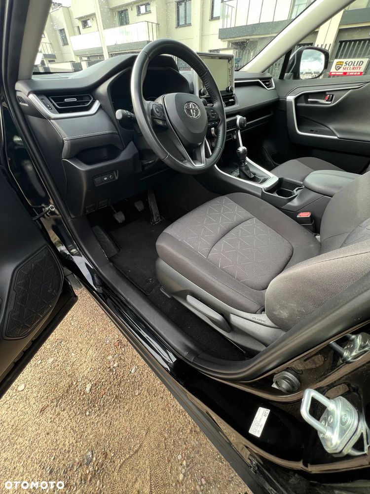 Toyota RAV4 2.0 Active 4x2 - 29