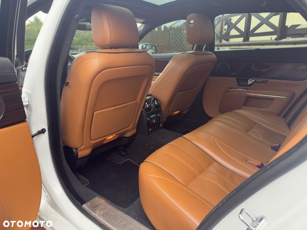 Jaguar XJ 3.0 V6 Kompressor AWD Langversion Portfolio - 26