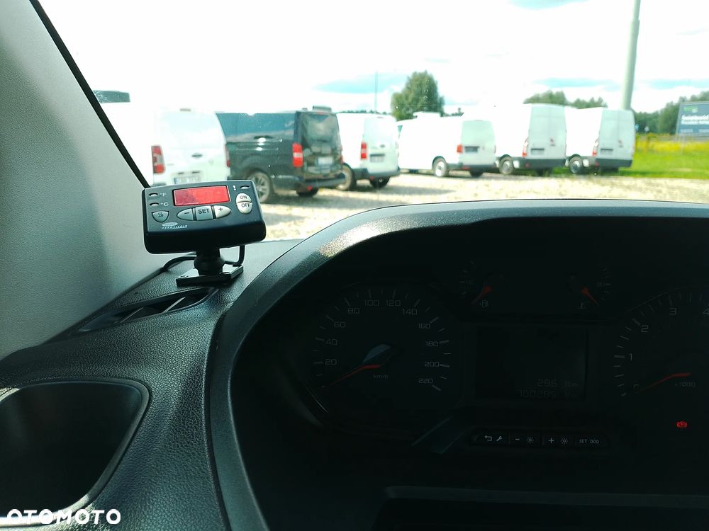 Peugeot Partner Berlingo Combo Doblo 3osoby Izoterma Chłodnia Mroźnia do lodów minus 20 stopni 220V grzanie - 21