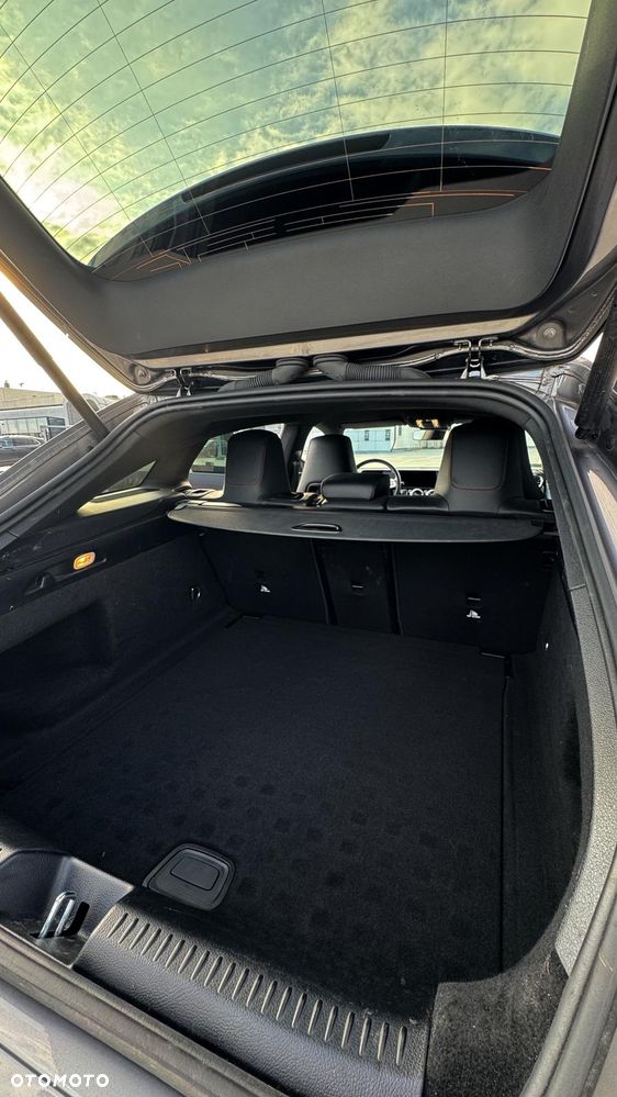 Mercedes-Benz CLA 200 AMG Line 7G-DCT - 9