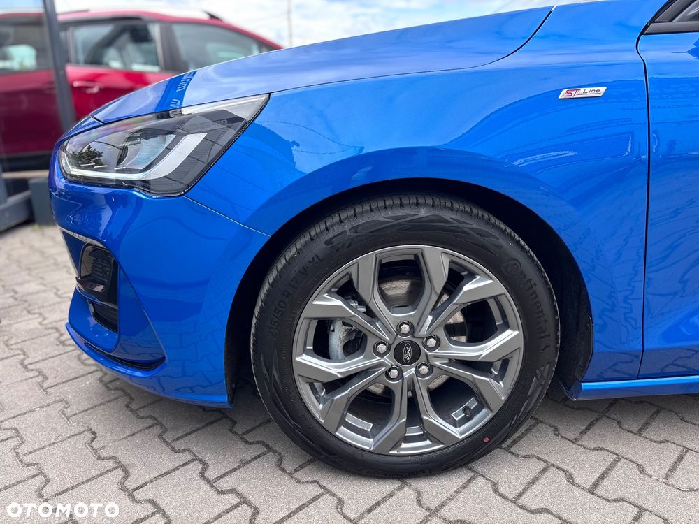 Ford Focus 1.0 EcoBoost mHEV ST-Line X - 22