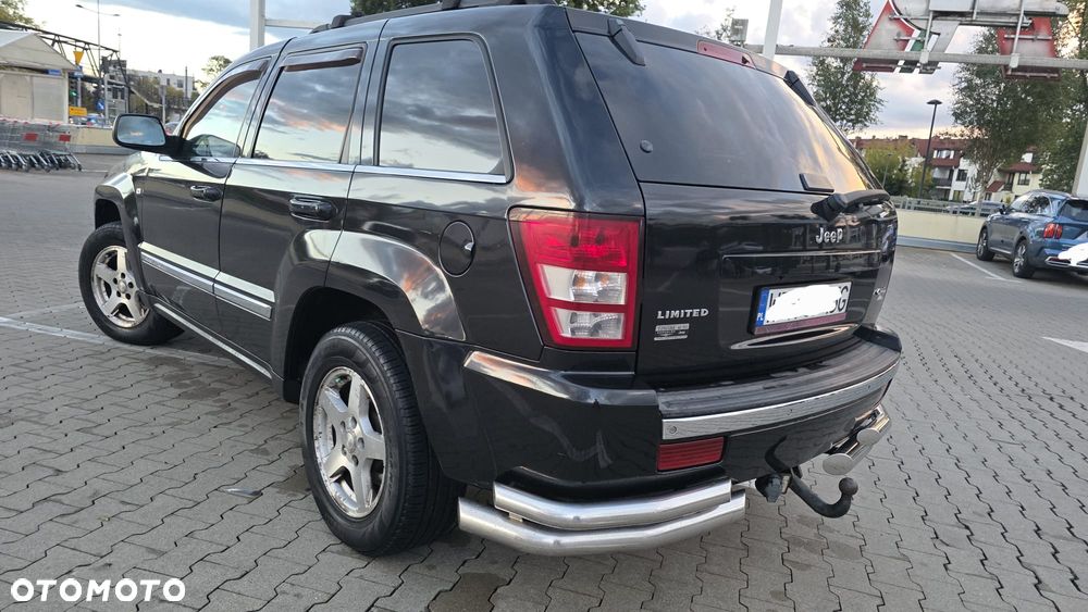 Jeep Grand Cherokee - 1
