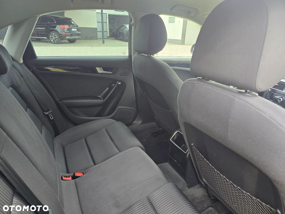 Audi A4 Limousine 2.0 TDI - 7