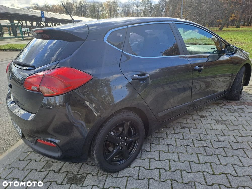 Kia Ceed Cee'd 1.6 GDI L DCT - 12