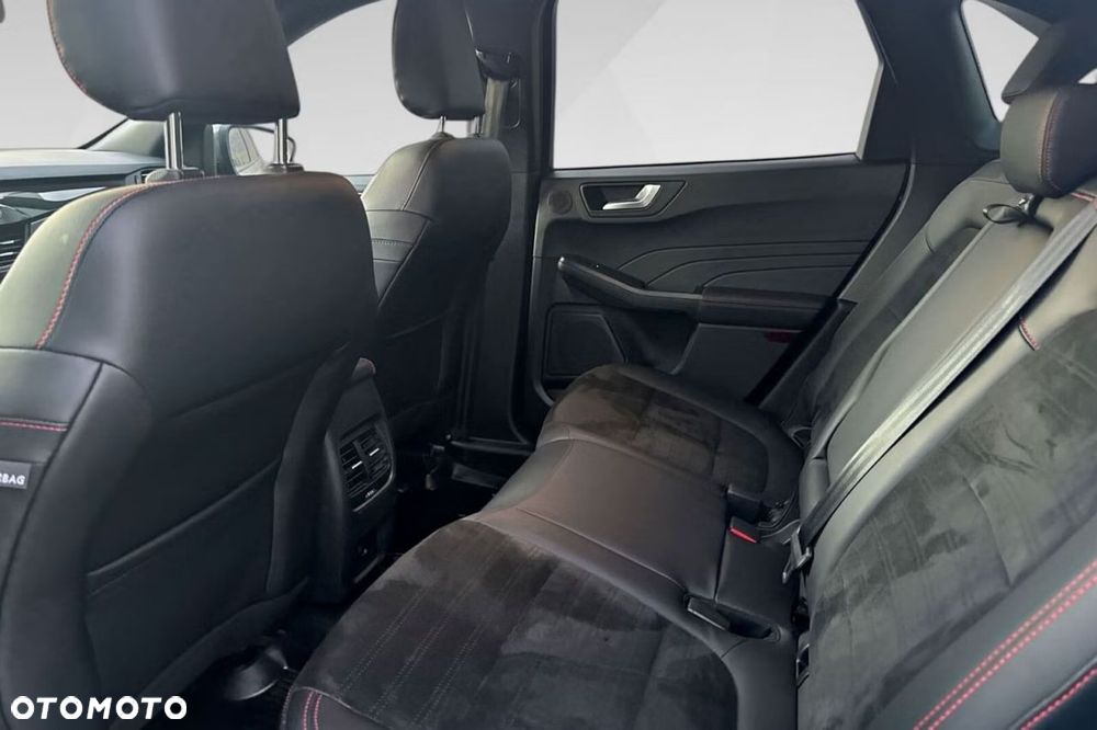 Ford Kuga 2.5 Duratec PHEV ST-LINE - 17