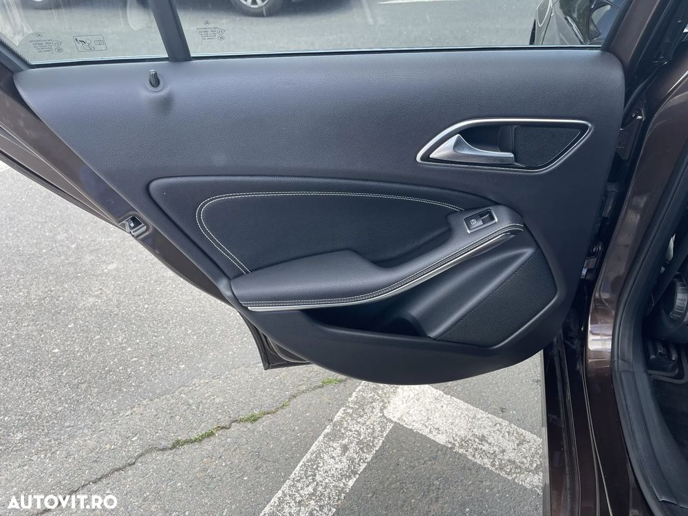 Mercedes-Benz A 180 d 7G-DCT Urban - 21