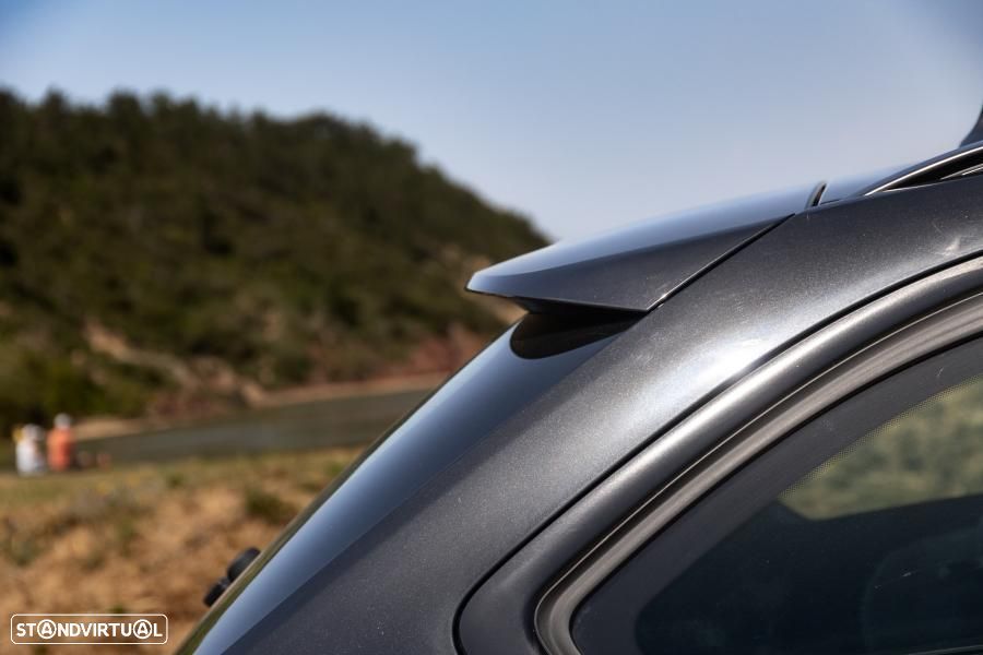 BMW 318 d Touring Auto - 23