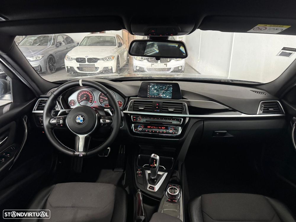 BMW 330 e iPerformance Pack M - 38