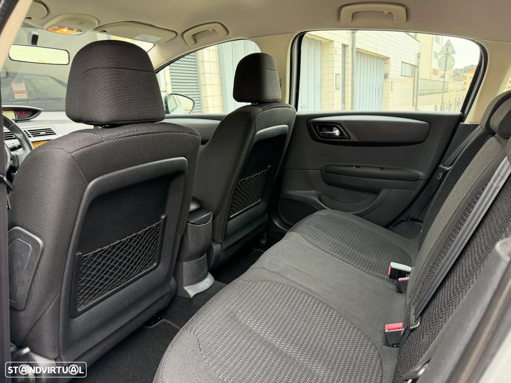 Citroën C4 1.6 HDi 110 SX - 35