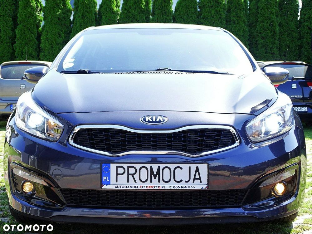 Kia Ceed - 4